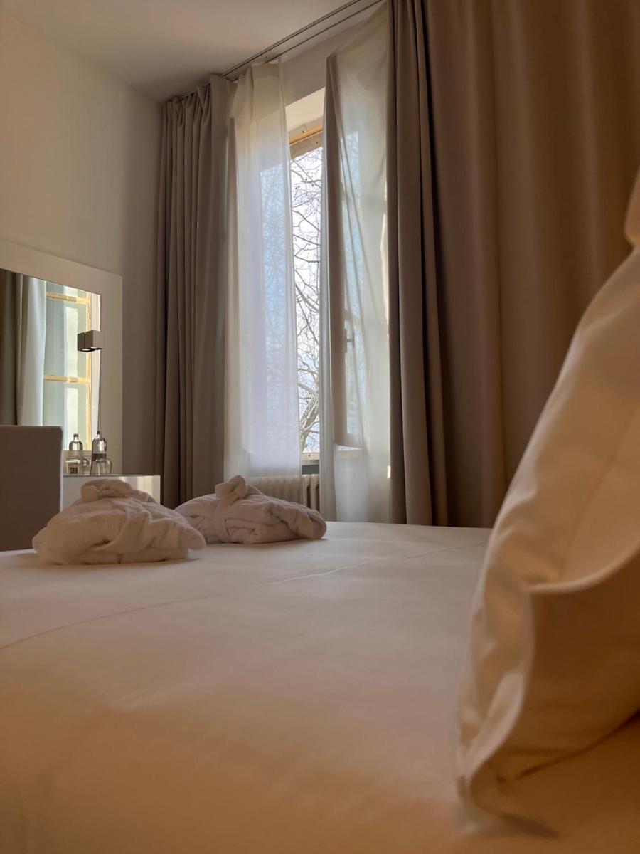 Hotel Castello Di Santa Vittoria Santa Vittoria dʼAlba Exteriér fotografie